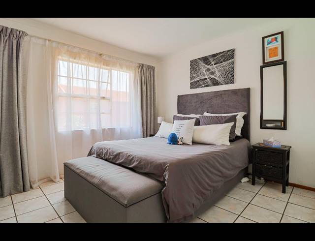 2 BEDROOM APARTMENT FOR SALE IN MEYERSDAL
